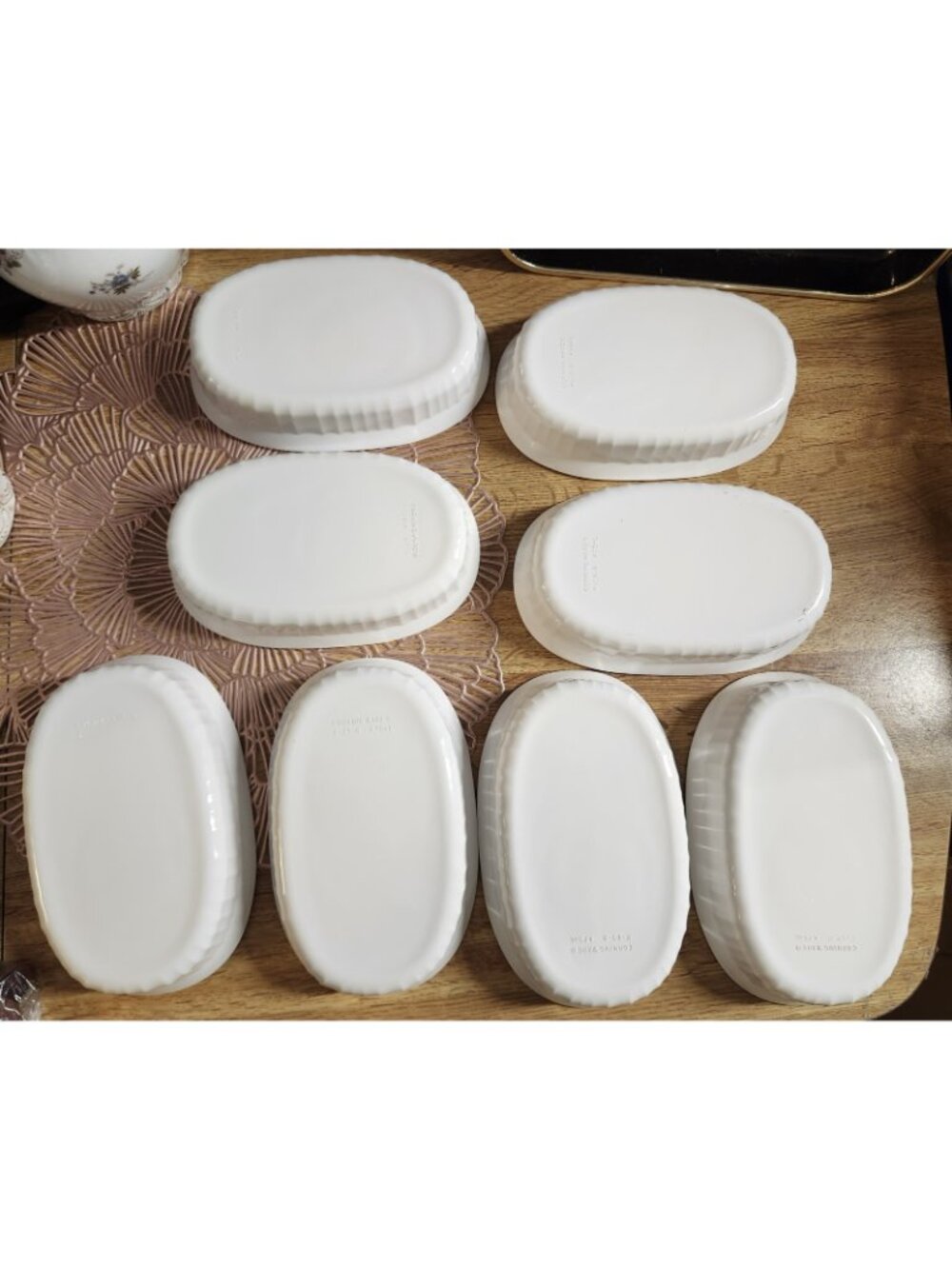 8- CorningWare F-15-B French White Oval Casserole Dishes 475 ml - Picture 3 of 8